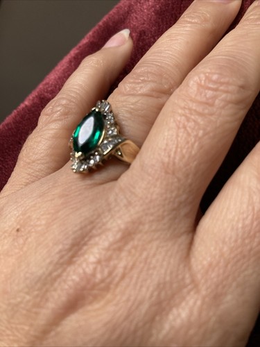 emerald lab diamond solid gold ring