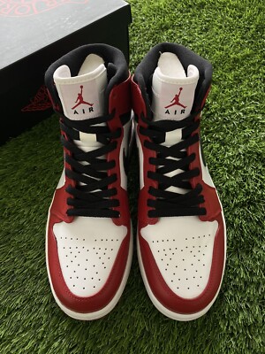 Air Jordan 1 Retro Chicago (2013) 332550-163 Brand New with Defect