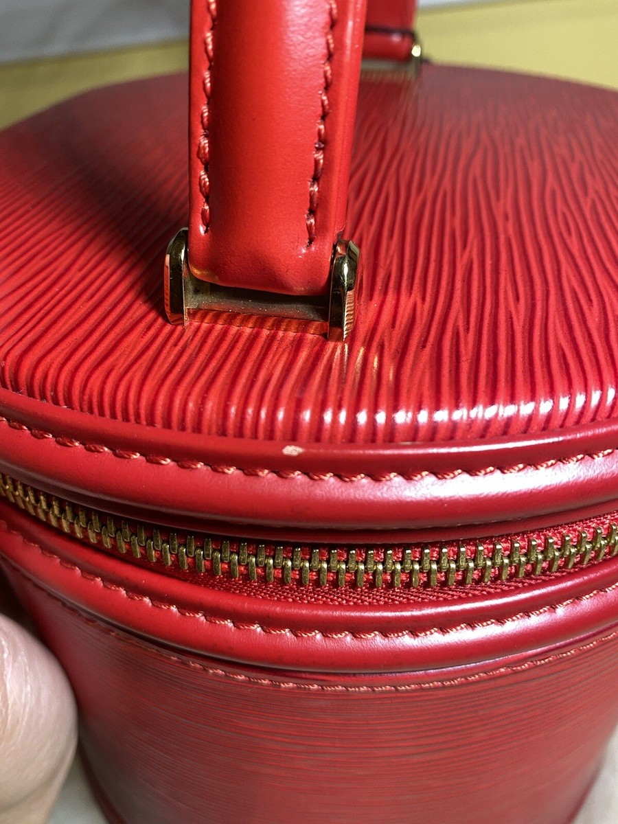 Pre-loved Vintage Authentic Louis Vuitton Red Epi Leather