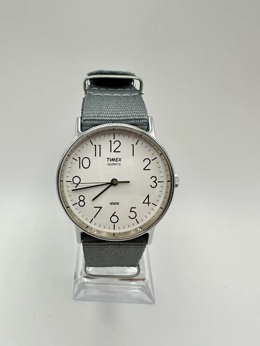 Timex Vintage LA Cell 34mm Quartz Men’s Watch Strap White Face Battery