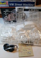 Vintage Revell 125 Volkswagen Beetle Complete Plus Extra Parts Vintage Revell 125 Volkswagen Beetle Complete Plus Extra Parts