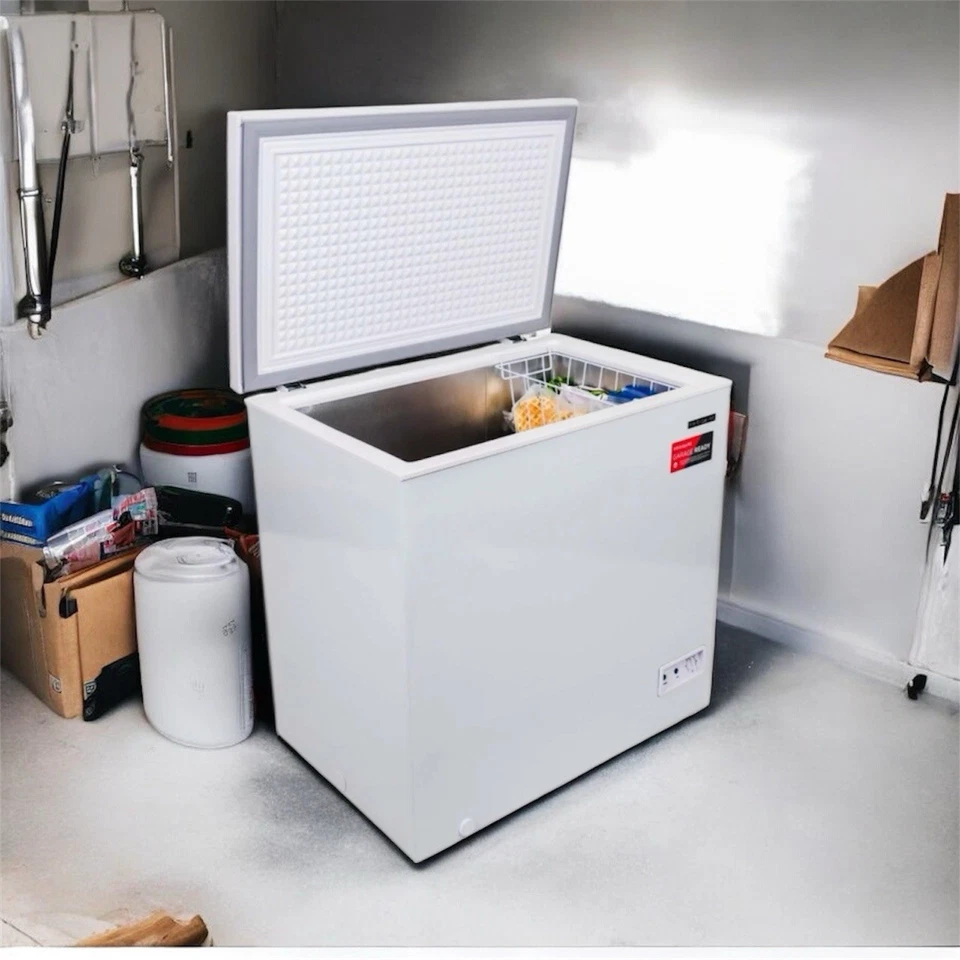 Frigidaire EFRF7003 7,0 ft³ Congelador de pecho ft - blanco Foto 3 de 3