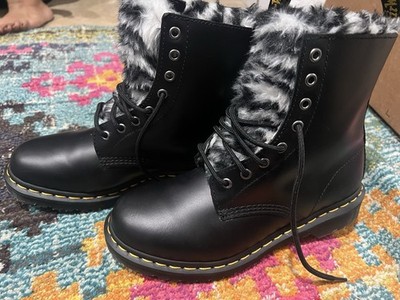 Dr. Martens 1460 Serena Faux Fur Lined Black Leather Boots Women US 9 EU 41