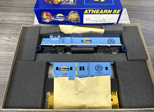 Athearn Edición Especial HO RTR #2212 GP38-2 Motorizado Diesel con Juego de Caboose RTR NOS | Zustand: New