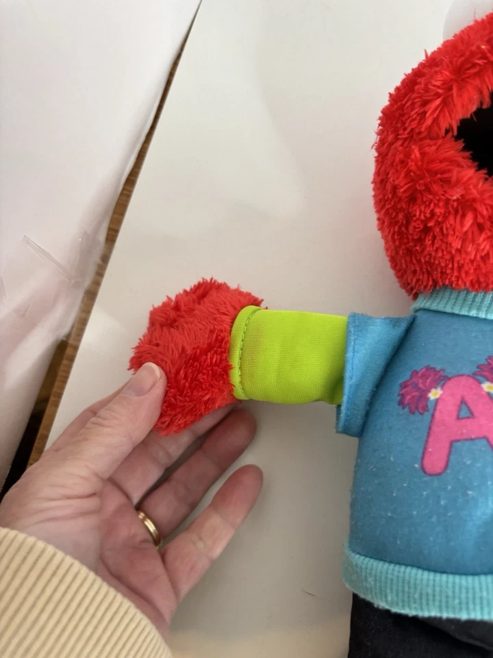 Sesame Street Talking ABC Elmo Alphabet Song Stuffed Animal Plush 12” Toy 2013 - Image 3 of 4