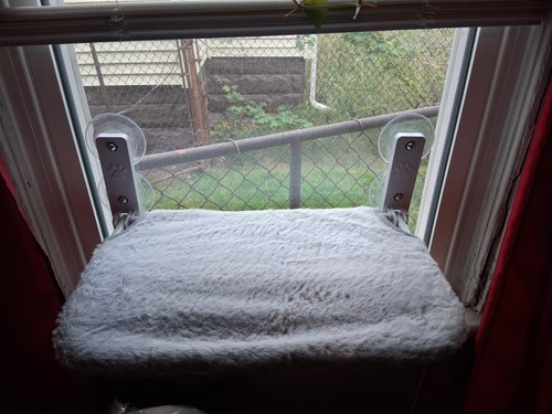 Cat hammock bed for the window. Pre Owned. Good Condition