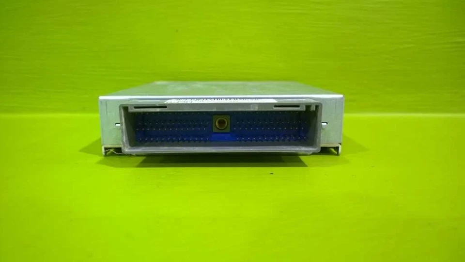 03 GRAND MARQUIS ECM ENGINE CONTROL MODULE OEM 3738-2 - Image 3 of 4