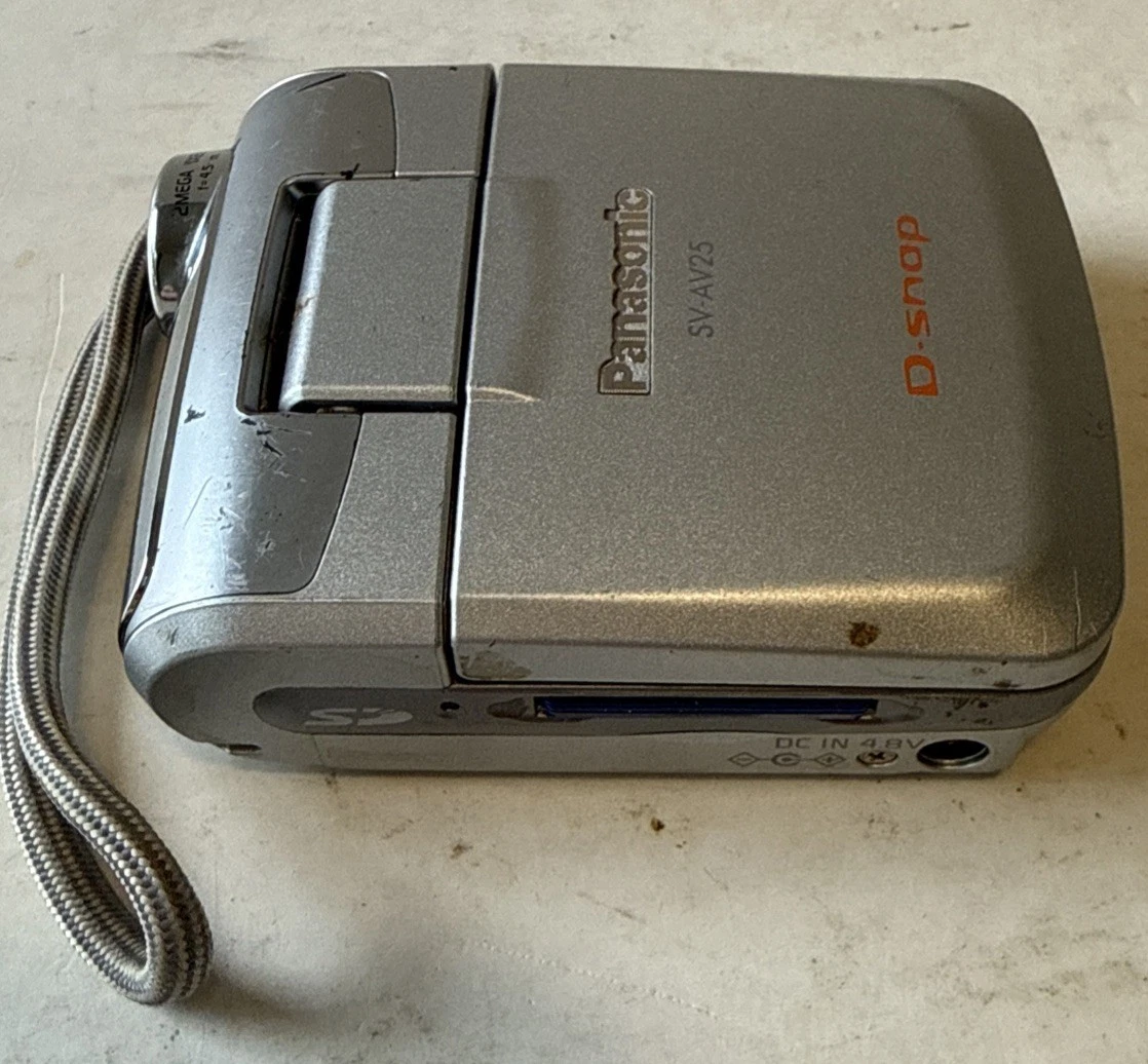 Panasonic D-snap SV-AV25 Digital Palmcorder Camcorder- Silver TESTED RARE - product detail image 4