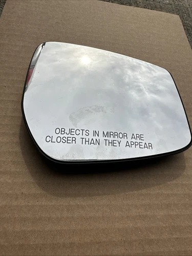 2015 Nissan Versa Note Passenger  RH   Side  Mirror Glass OEM# 2122.3010