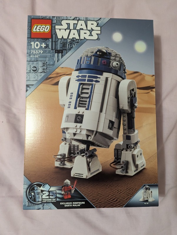LEGO Star Wars 75379 R2-D2  25th Anniversary Edition New And Sealed