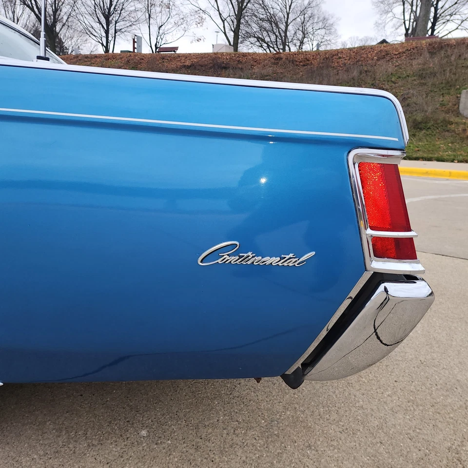 1971 Lincoln Continental  - Image 4 of 4