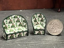 Dollhouse Miniature Sofa Chair Green M 1:48 Quarter Scale B339 Dollys Gallery