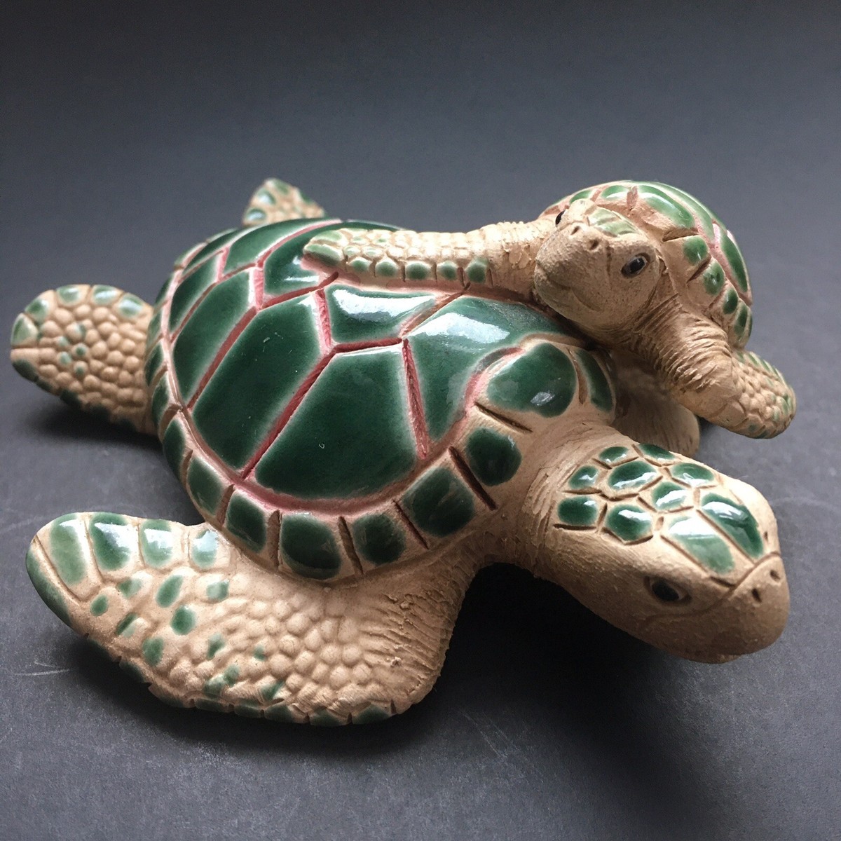 【mkuさま】vintage figure ୨୧ グリーンの瞳のブタさん s-l1200.jpg