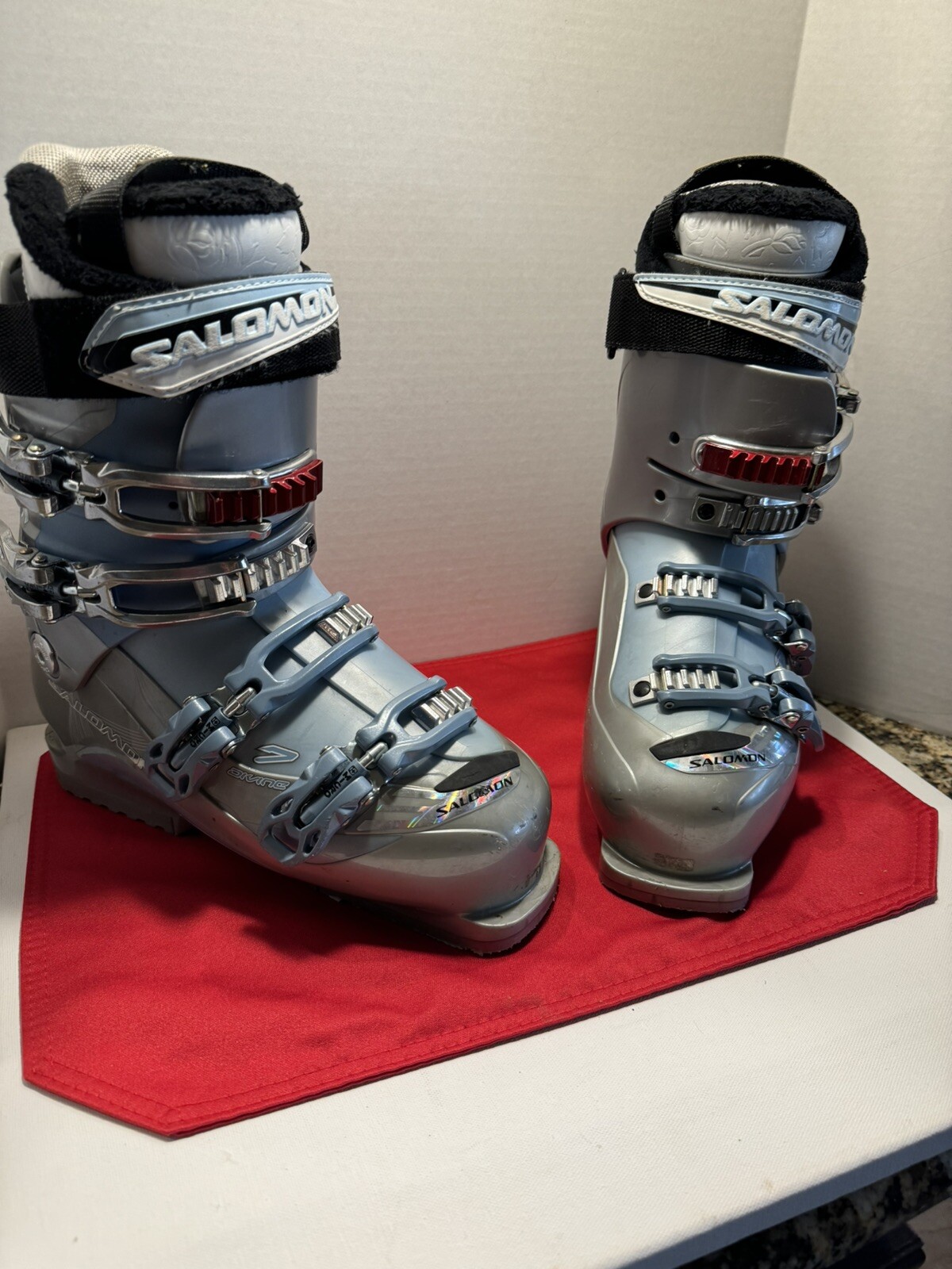 Scarponi da sci da discesa Salomon Breeze Irony da donna 25 25 5 298 mm