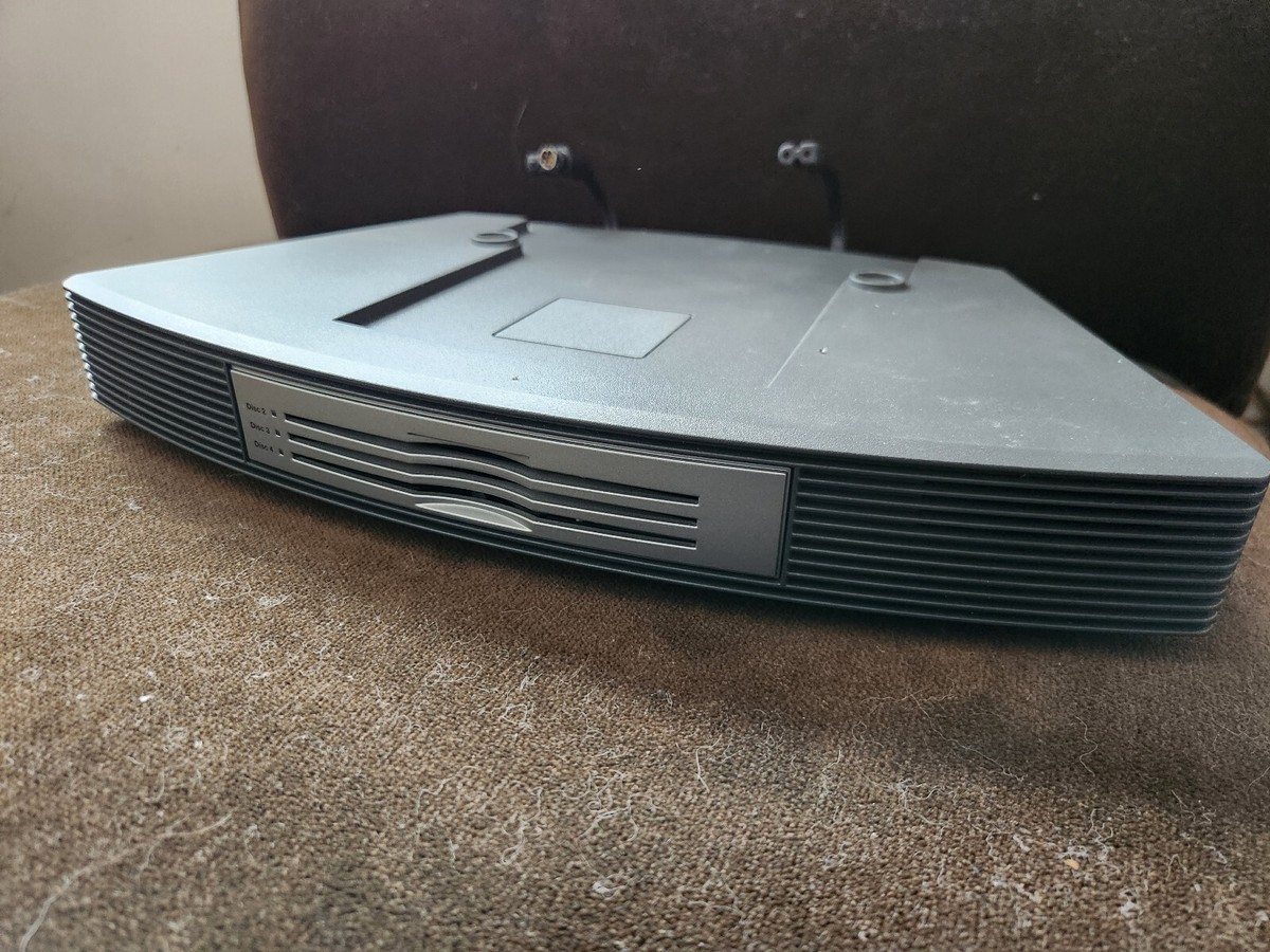 Bose Wave Music System AM/FM Radio w/CD Player & 3-Disc Multi CD