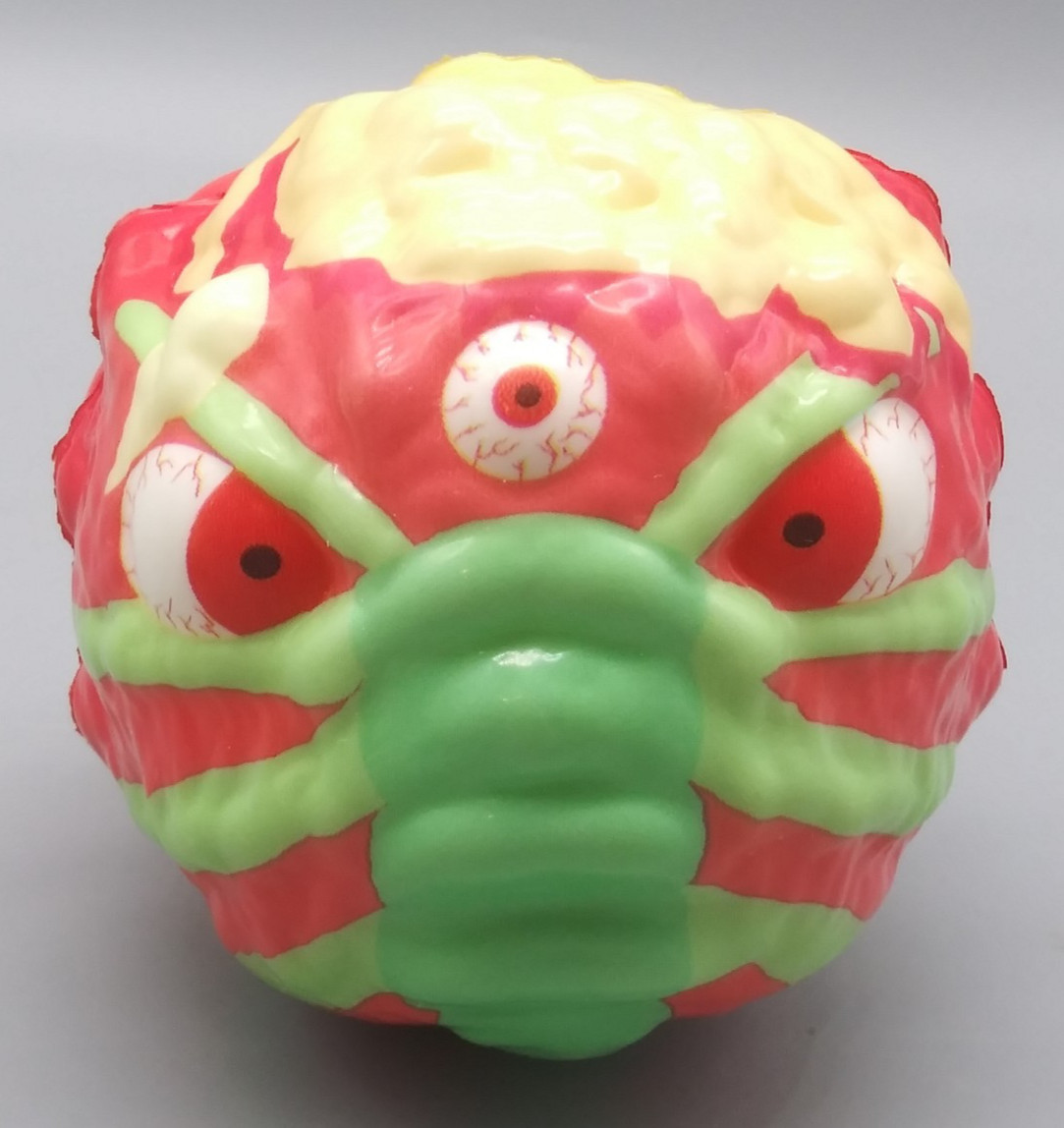 MUTANT MONSTERS HIGH BOUNCE BALLS KO MADBALLS HAIRY MAD-BALLS LOT OF 4 !!!