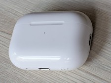 Apple AirPods Pro 2nd Gen Genuine Replacement Lightning charging case A2700