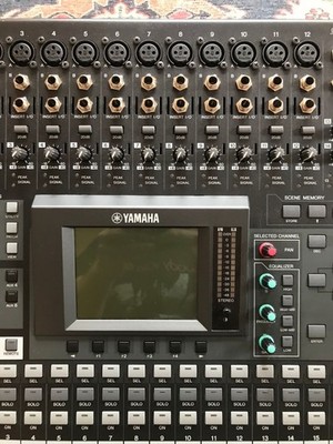 Yamaha 01V96i Digital Mixer & USB Interface w/ ADAT Expansion Card