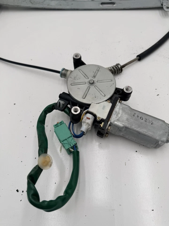 Honda CR-V 2004 motor regulador ventana delantera izquierda B242-06 Foto 2 de 4