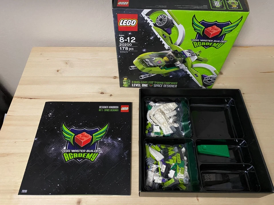 Lego Master Builder Academy 20200 Space Designer 100% complete with box - Image 4 of 4