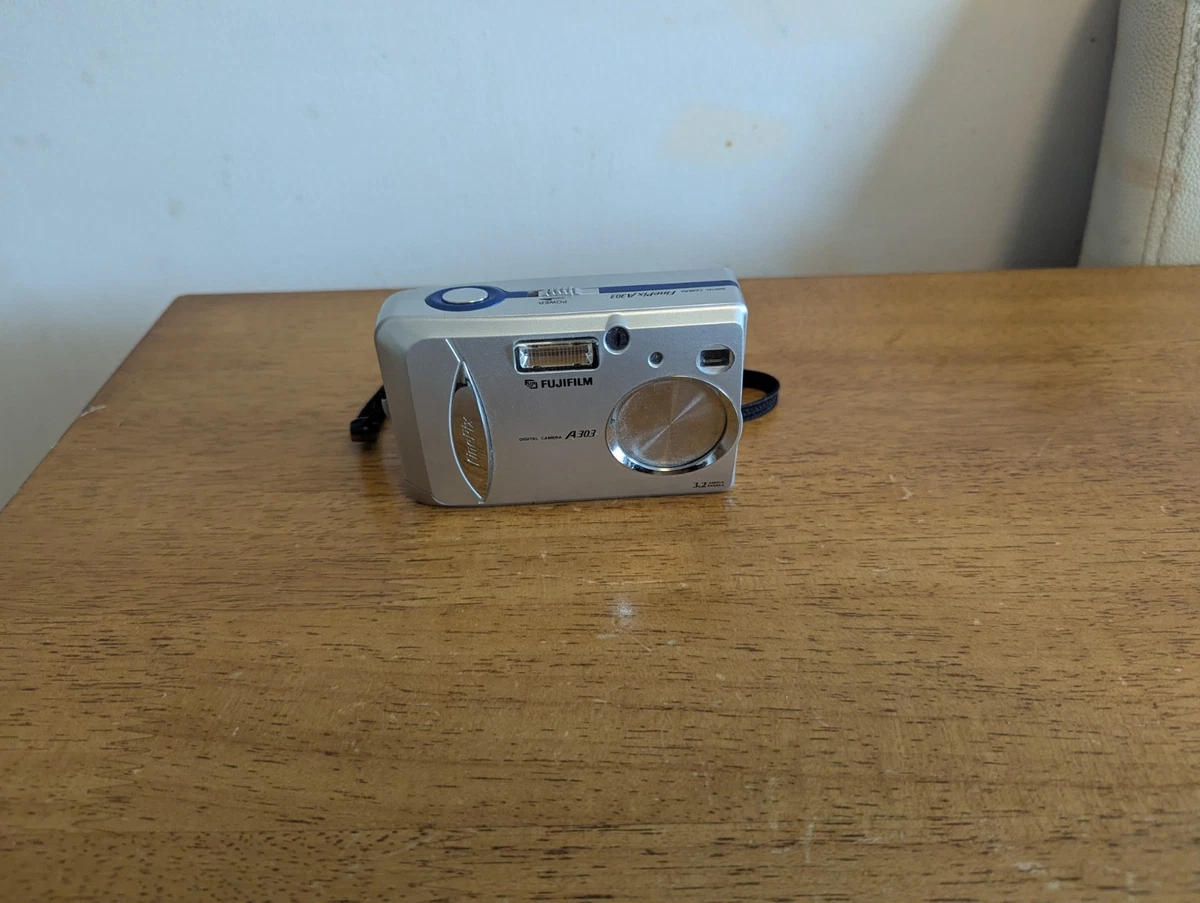 Fujifilm FinePix A303 Digital Cameras for Sale | Shop New & Used