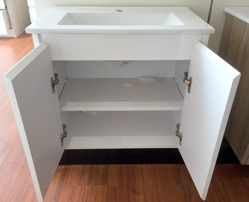 COMPACT CERAMIC 600X360mm BATHROOM WALL HUNG VANITY WITH FINGER PULL HANDLE - Picture 3 of 3