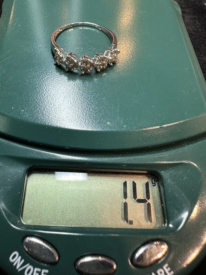 Ladies 18k White Gold Half Eternity Natural Diamond Ring Band - Image 2 of 3