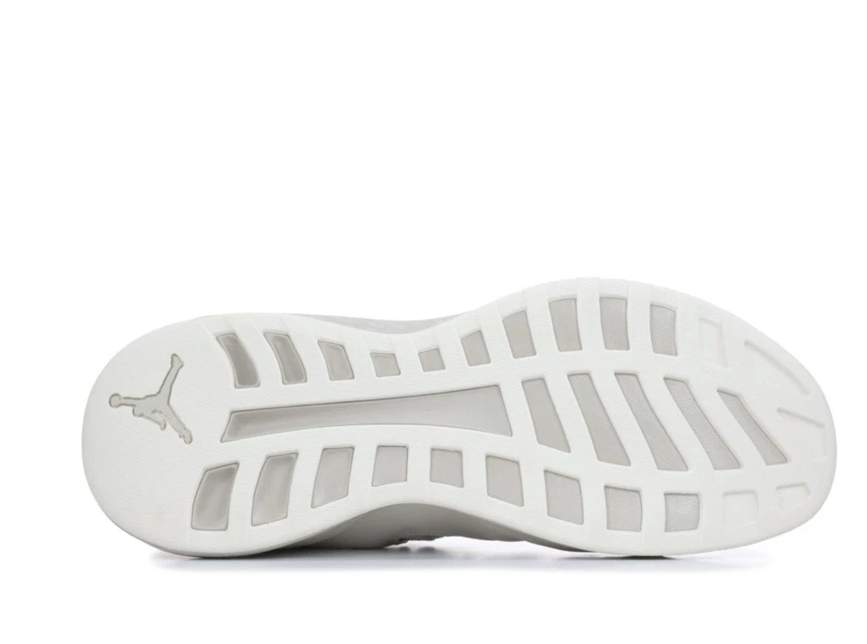 Talla 10 - Jordan Formula 23 Light Bone SKU0397 Foto 2 de 4