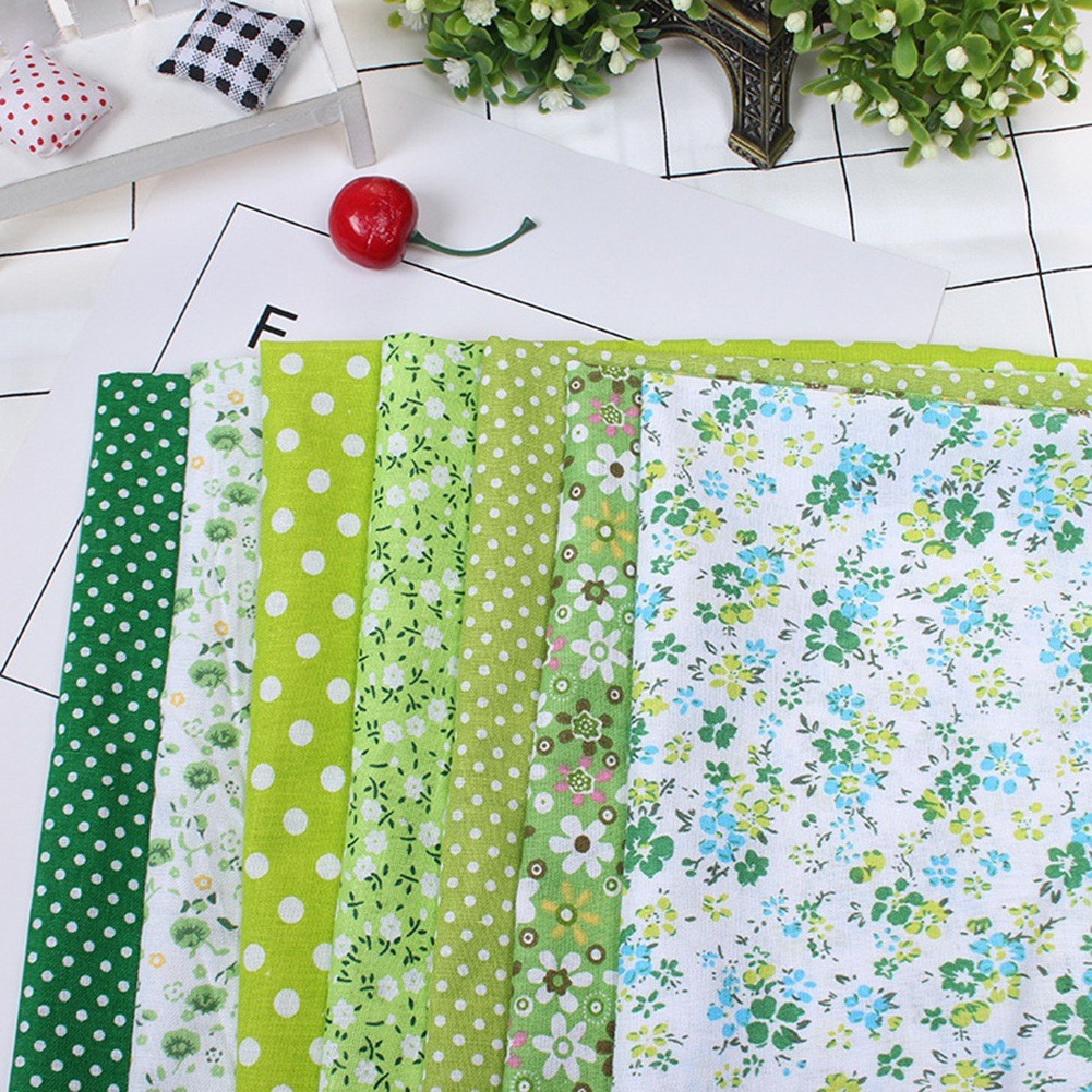 ↑7pcs Of 50*50cm Cotton Fabric DIY Patchwork Square Pre-cut Quilt Set (green).