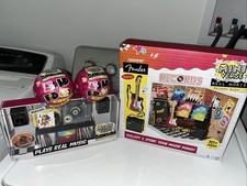 MGA MINIVERSE REAL MUSIC ULTIMATE BUNDLE W/ PLAYER,RECORD SHOP 2 BALLS