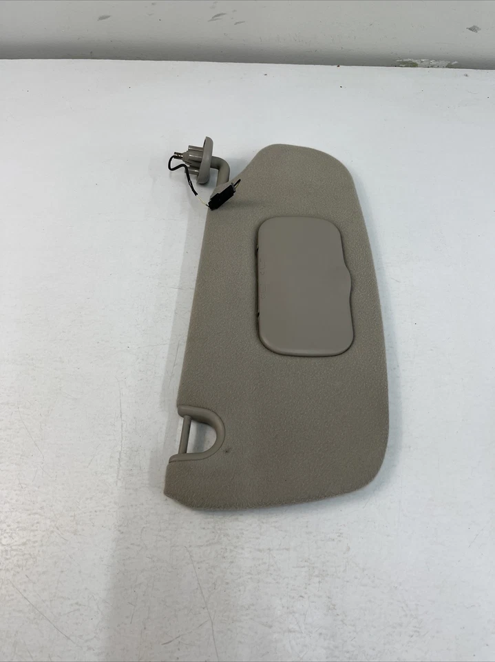 08-10 Juego de parasol Dodge Grand Caravan derecha izquierda con luz OEM gris claro Foto 3 de 4