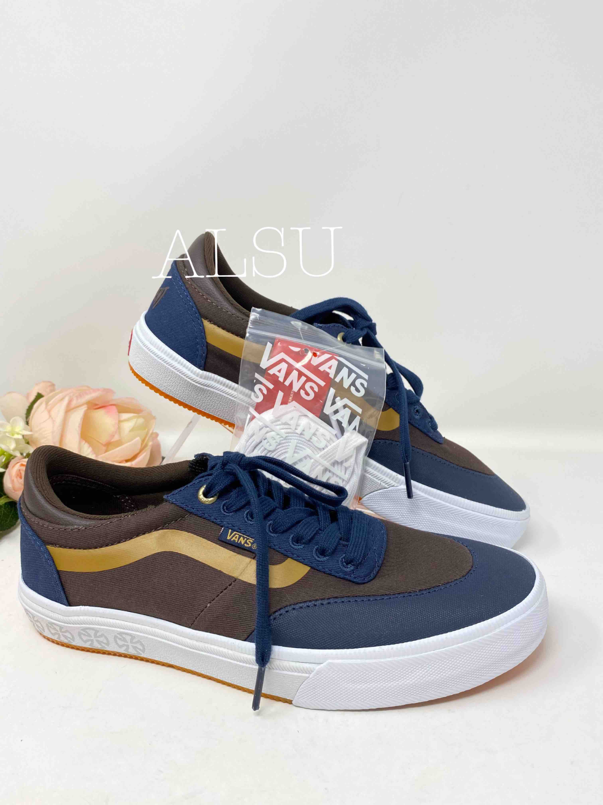 vans gilbert crockett independent