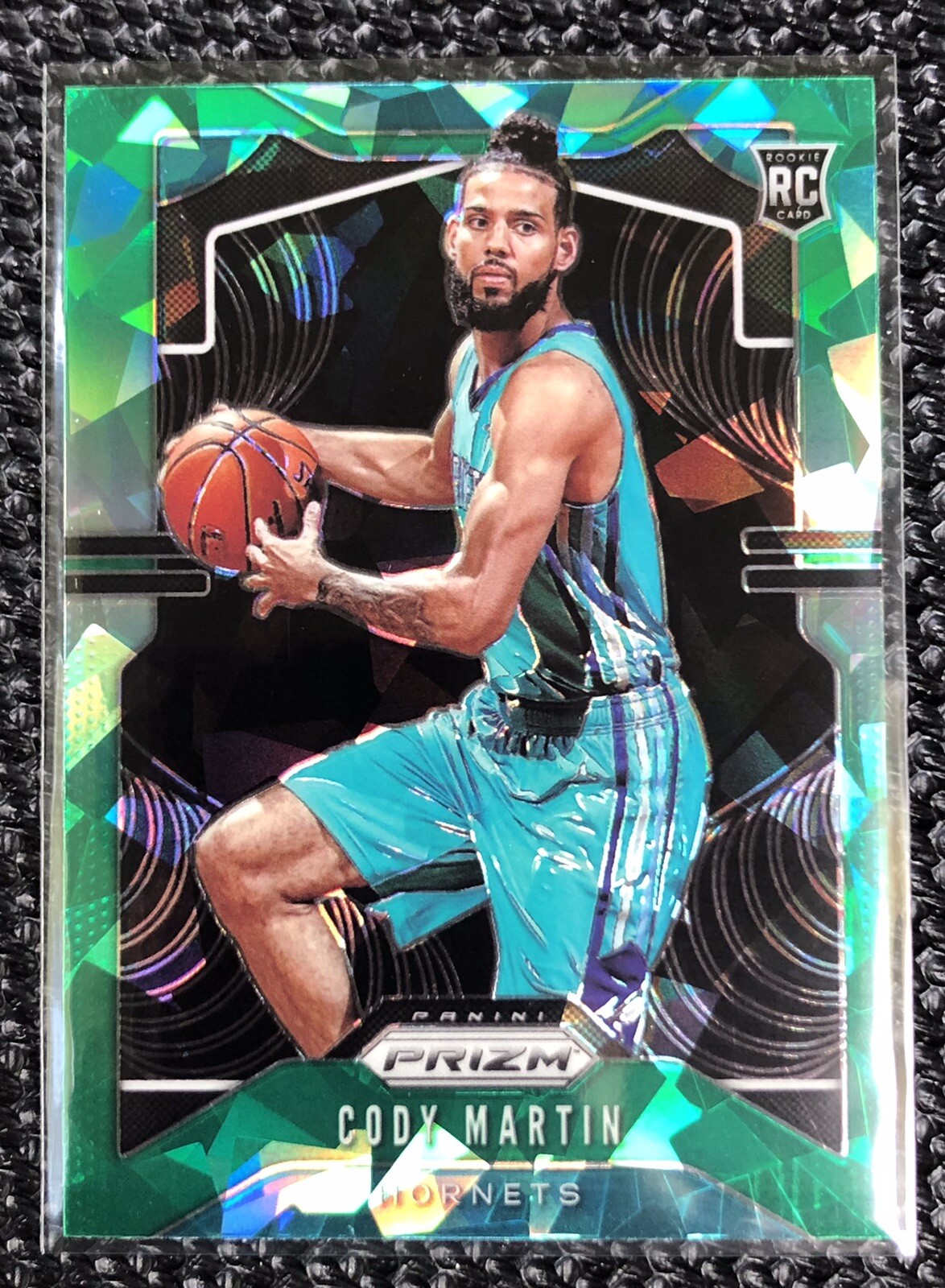 2019-20 Prizm Cody Martin Green Cracked Ice RC Hornets Rookie #278
