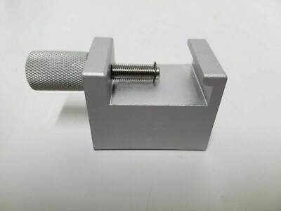 Fisher & Paykel 900MR088 CPAP Rail Mounting Bracket Neopuff UR