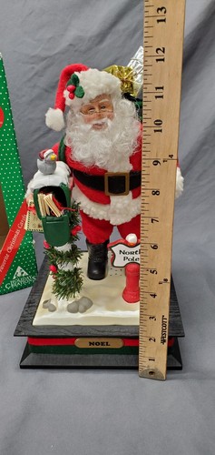 Vintage Holiday Creations Santa Claus North Pole Scene Light Christmas Music - Picture 9 of 10