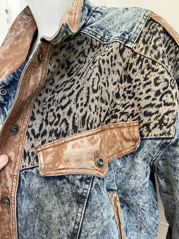 WINLIT Vtg! 80's Acid Wash Denim Animal Print LEATHER Distressed Bomber Jacket L - Image 4 of 4