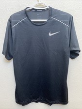 Nike Men  s Dri Fit Running T-Shirt Medium Black 35 Reflective NWT