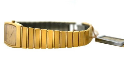 稼働 SEIKO LASSALE 腕時計 薄型 スクエア ゴールド 2018 稼働 SEIKO LASSALE 腕時計 薄型 スクエア ゴールド 2018 - メルカリ