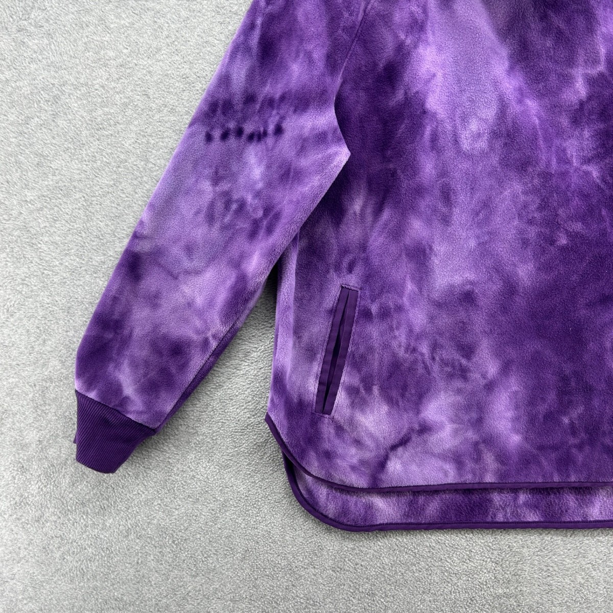 Green Tea Hoodie Women's Size Medium Purple Swirl Tie Dye Fleece T