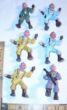 AJAX CAPTAIN SPACE SPACEMAN PLASTIC FIGURES X6 1950s