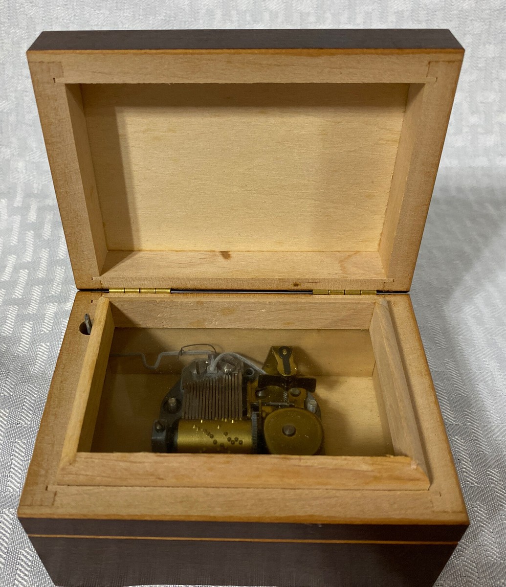 Vintage REUGE Edelweiss Swiss Wooden Music Box Little Boys