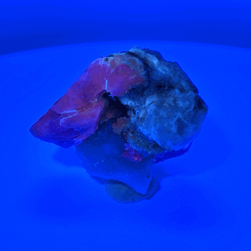 Fluorescent Hackmanite & Calcite on Quartz, Pakistan, 38.95gr - Picture 8 of 9