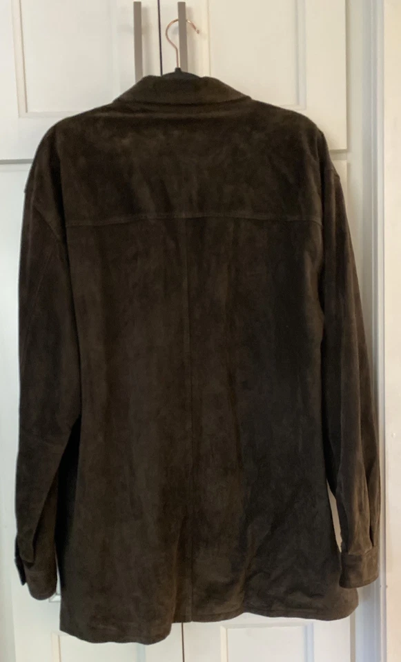 De Colección Claiborne Gamuza Chamarra Para Hombres M Marrón Cuero Camisa Chaqueta Abotonada Foto 3 de 4