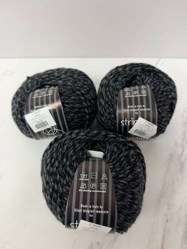STRING* CHANTILLY *  PACK OF 3 Skein *COLOR 513199*