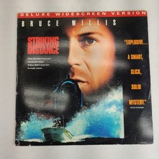 Striking Distance Laserdisc, 1994 WIDESCREEN BRUCE WILLIS SARAH JESSICA PARKER