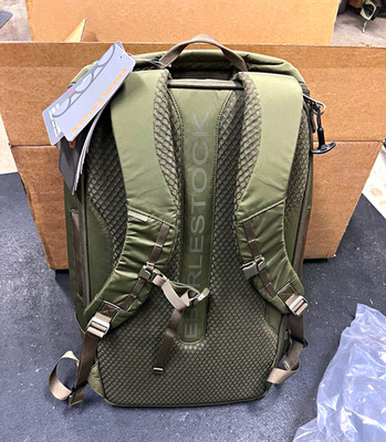 Eberlestock Fade Adapt, Olive Hiking Backpack One Size Padded Straps Zip Closure