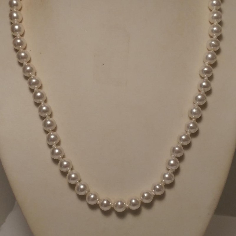 Vintage Faux Pearl Necklace 7mm White Pearl Necklace Gold Barrel Clasp 22"