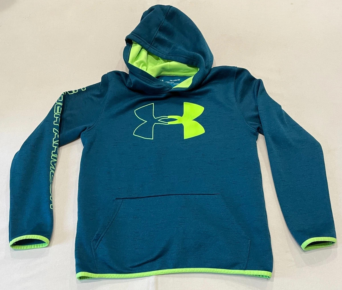 Under armour yxl hoodie deals