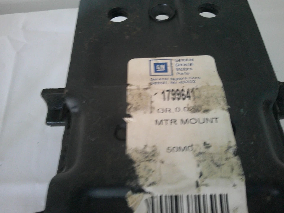 Genuine GM 22200884 Engine Mount front QYT. 2 R/L 1986-1990 Cadillac Deville RWD Foto 2 de 4