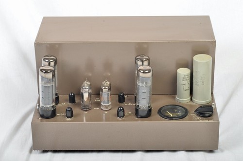 Vintage 1965 Marantz 8B Stereo Tube Amplifier w/ Original Tube Cage – Clean & Wo